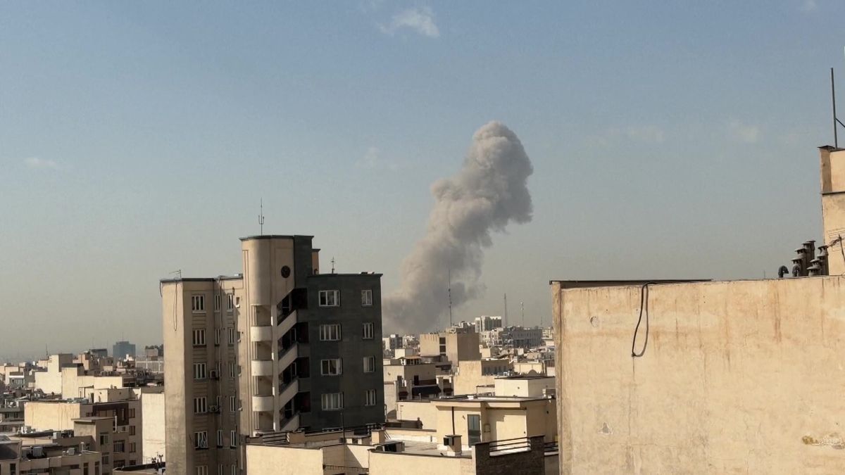 Online: Izrael udeřil na Írán